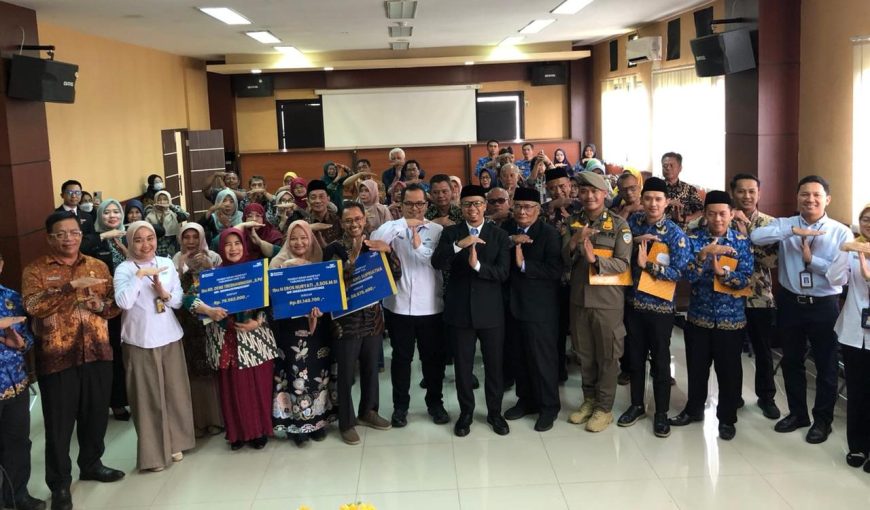 Walikota Tasikmalaya Serahkan SK Kenaikan Pangkat Dan SK Pensiun TMT Mei 2026