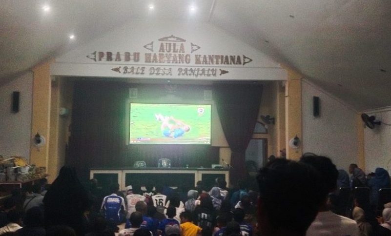 Semangat Bobotoh Membara, Desa Panjalu Gelar Nobar Persib vs Persijap di Laga Penentuan Juara