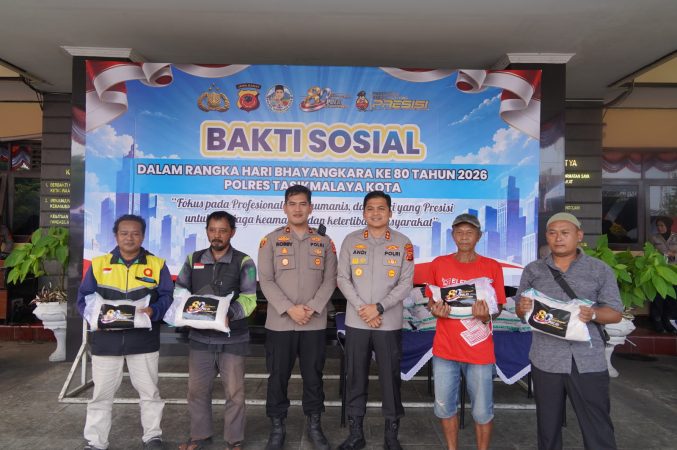 Polres Tasikmalaya Kota Gelar Bakti Sosial Hari Bahayangkara Ke-80, Kapolres Ajak Masyarakat Jaga Kamtibmas Dan Syukuri Kesehatan