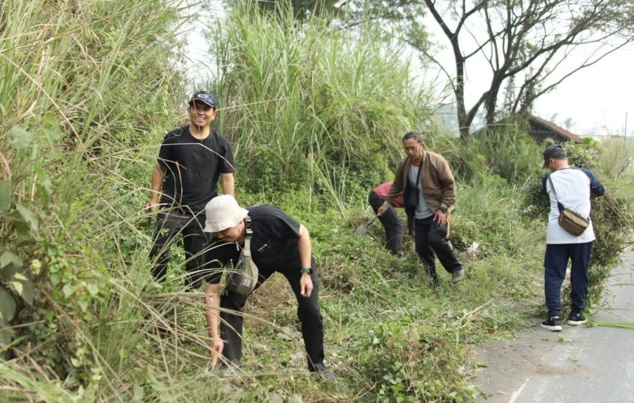 Wujudkan Tasik Resik, Pemkot Tasikmalaya Gelar Gotong Royong Bersama Masyarakat
