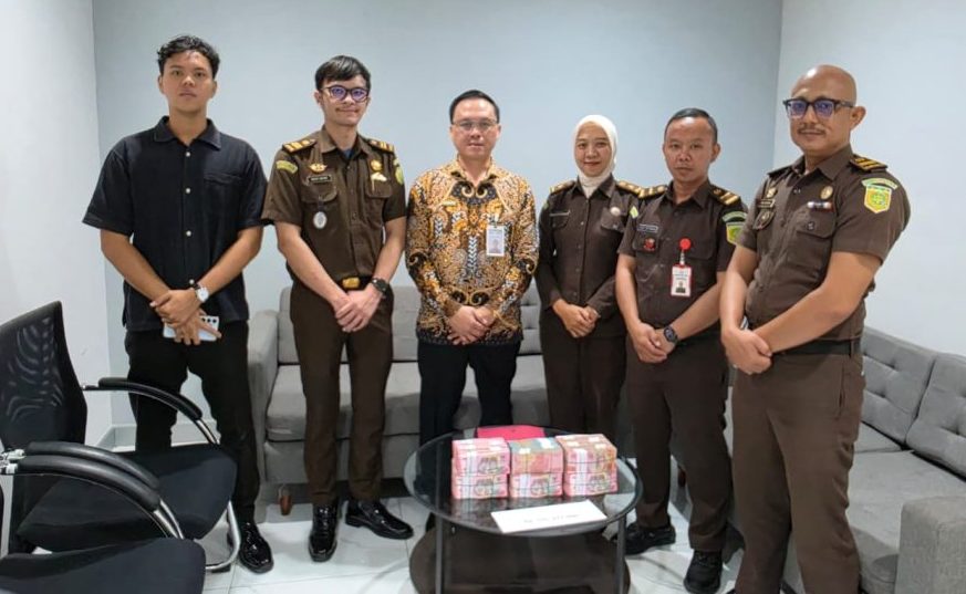 Kejari Ciamis Setorkan Rp535,37 Juta Uang Pengganti Korupsi ke Kas Negara
