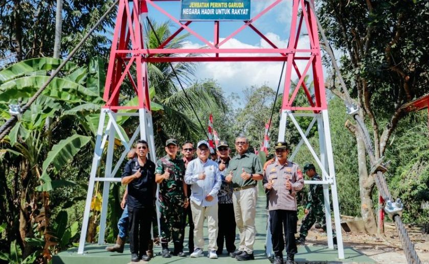 Jembatan Perintis Garuda Penghubung Sidaharja Dan Kutawaringin Diresmikan, Sekda Ciamis: Mobilitas Warga Kini Lebih Mudah